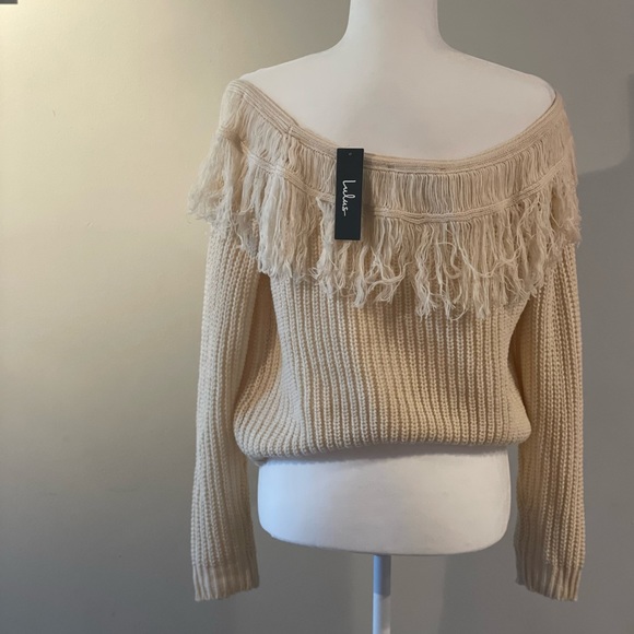 Off the shoulder Lulus long sleeve - Picture 2 of 2